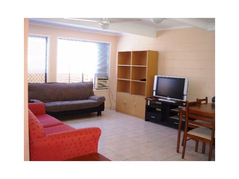 2/6 Wentford Street, Mackay QLD 4740
