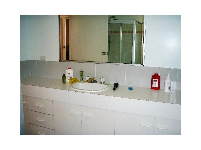 2/6 Wentford Street, Mackay QLD 4740
