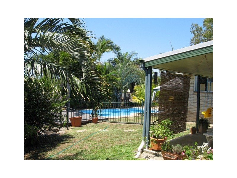 14 Woodlands Drive, Eimeo QLD 4740
