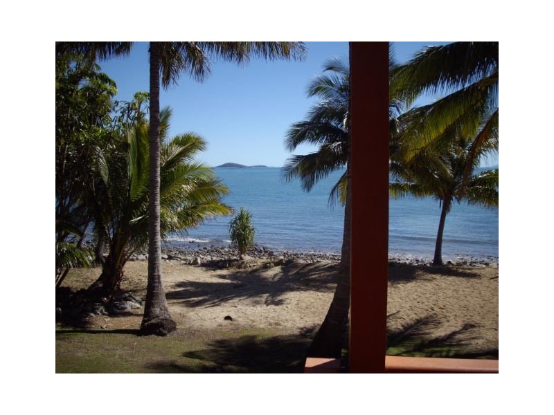 6 Beach Road, Dolphin Heads QLD 4740