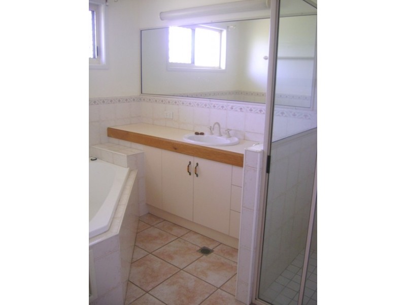 84 Glenella-Richmond Road, Glenella QLD 4740