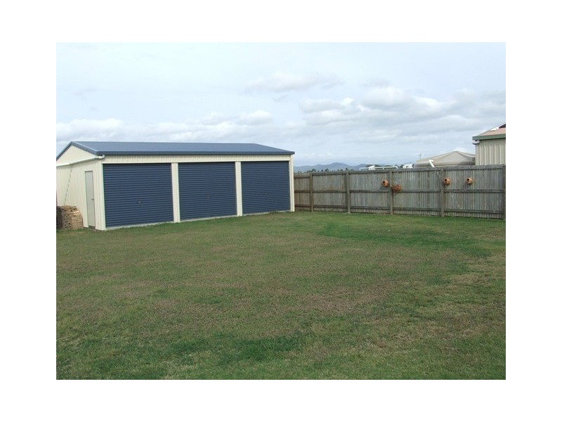 43 Elizabeth St, Mirani QLD 4754