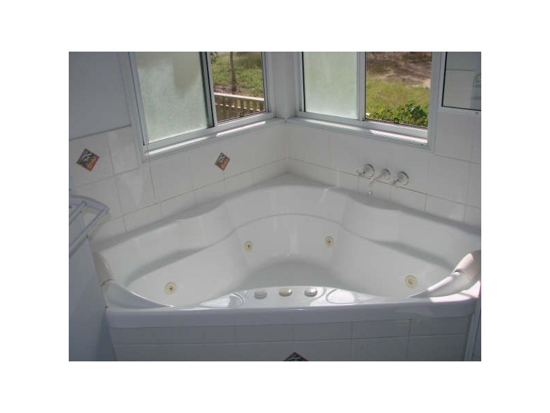 9 Blue Beach Boulevard, Haliday Bay QLD 4740