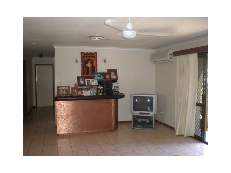 12  Adair Ct, Rural View QLD 4740