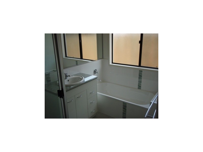 12 Woden Crescent, Paget QLD 4740