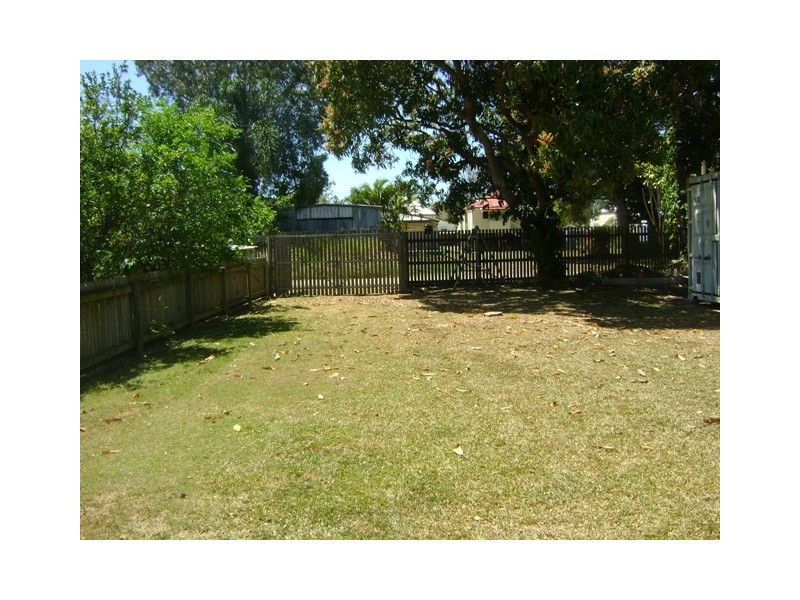 17 English Street, South Mackay QLD 4740