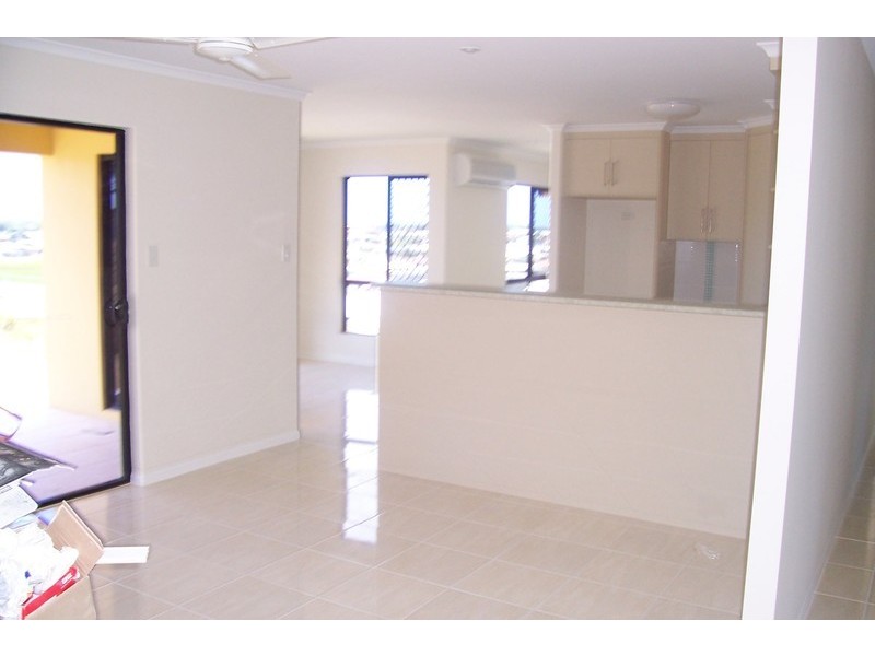 32 Mulcahy Crescent, Eimeo QLD 4740