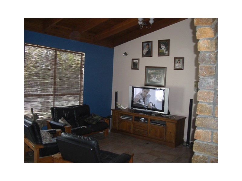 6 Stott Street, Bucasia QLD 4750