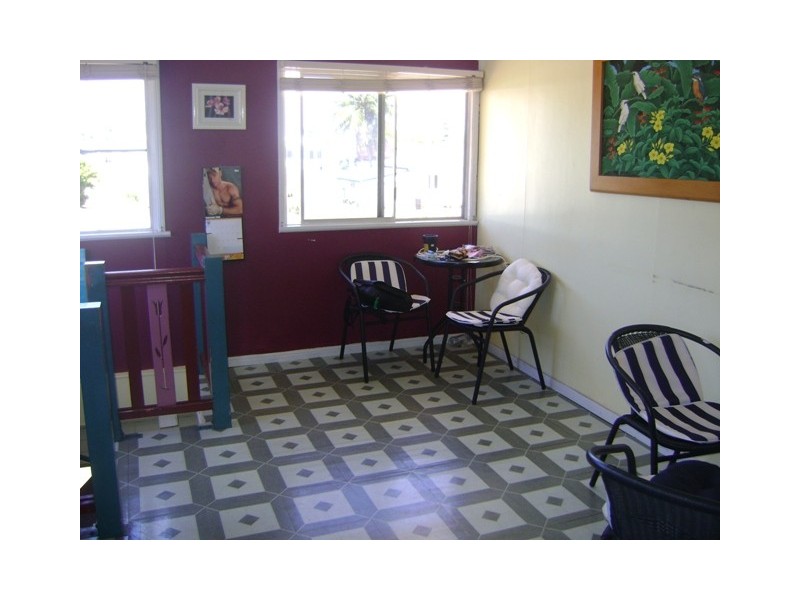 8 Edward Street, South Mackay QLD 4740