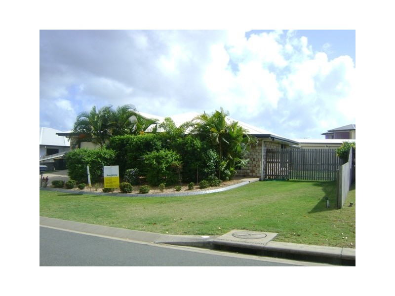 8 Salmon Court, Andergrove QLD 4740