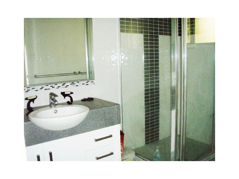 11 Phillip Street, Mount Pleasant QLD 4740