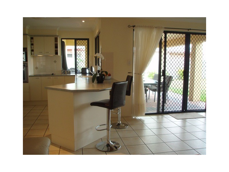 11 Foxtail Court, Glenella QLD 4740