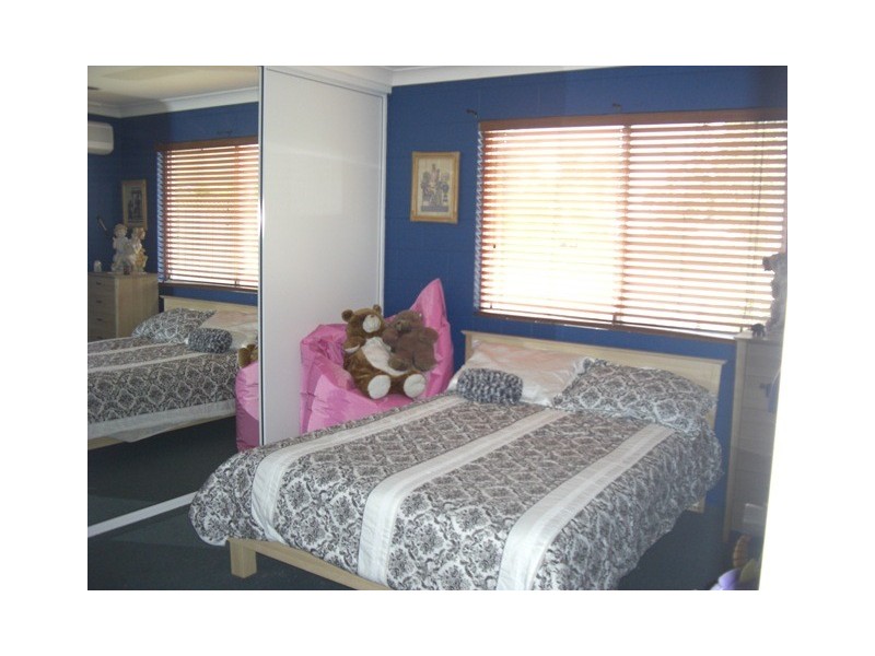 16 Pardoe Street, Bucasia QLD 4750