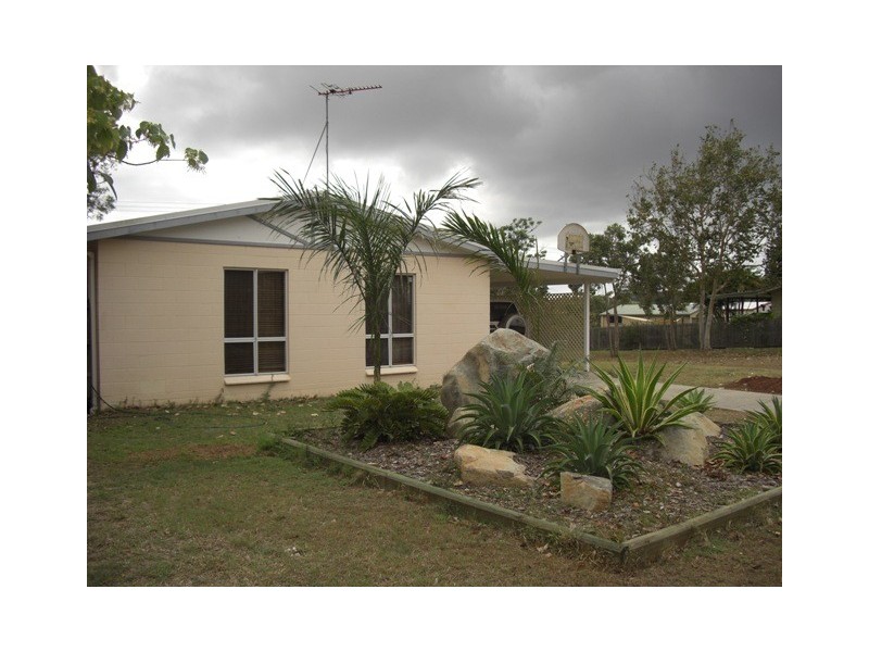 16 Pardoe Street, Bucasia QLD 4750