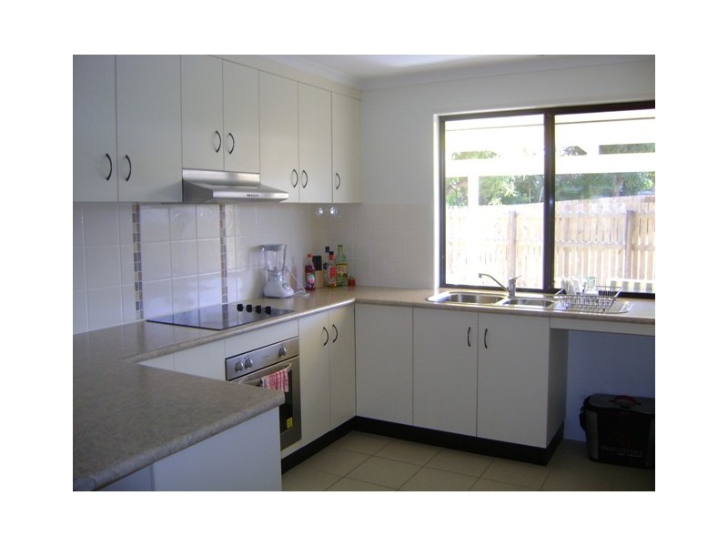 5 Jasmine Drive, Blacks Beach QLD 4740