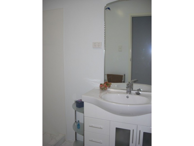 Unit 2 /11 Stuart Street, Mount Pleasant QLD 4740