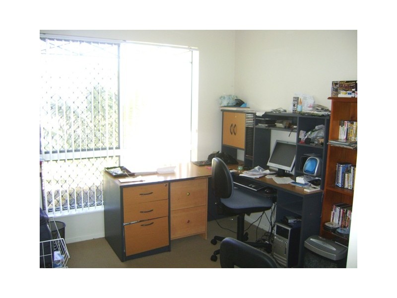 8 Beachside PL, Shoal Point QLD 4750