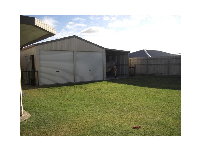 49 Marine Parade, Bucasia QLD 4750