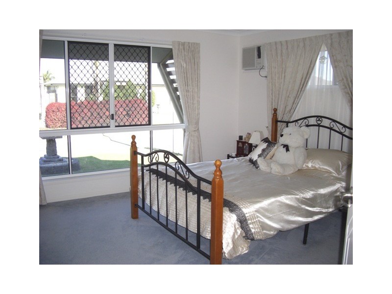 49 Marine Parade, Bucasia QLD 4750