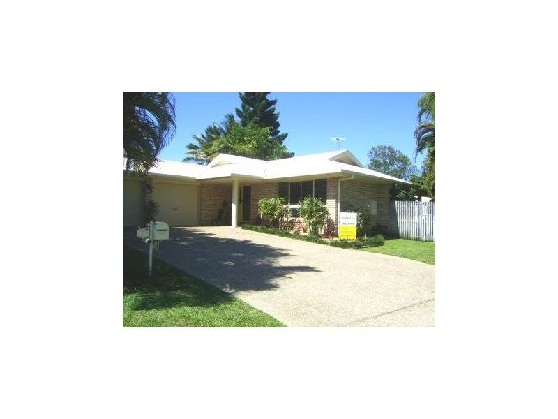 3 Lee Court, Bucasia QLD 4750