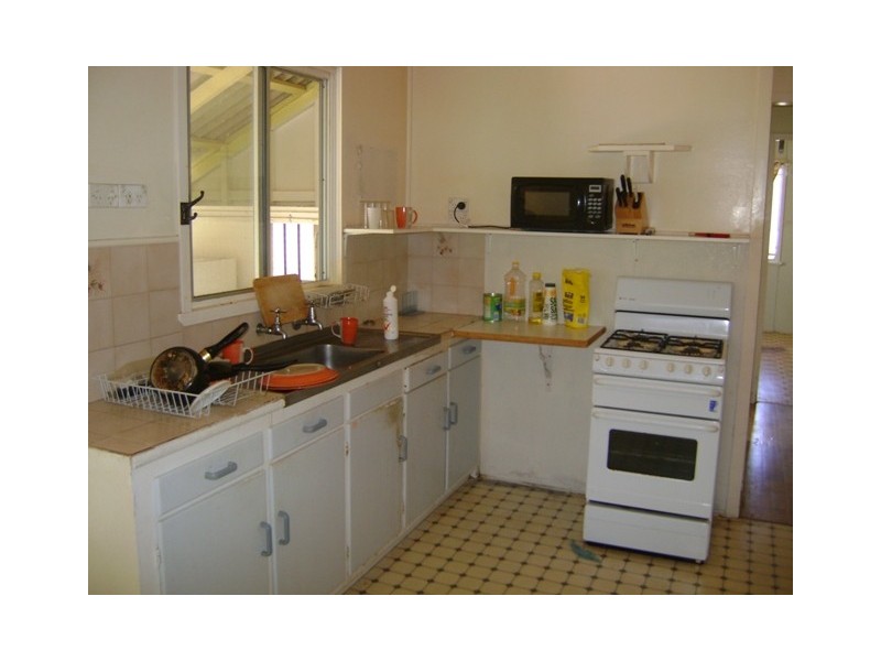 12 Atkinson Street, East Mackay QLD 4740