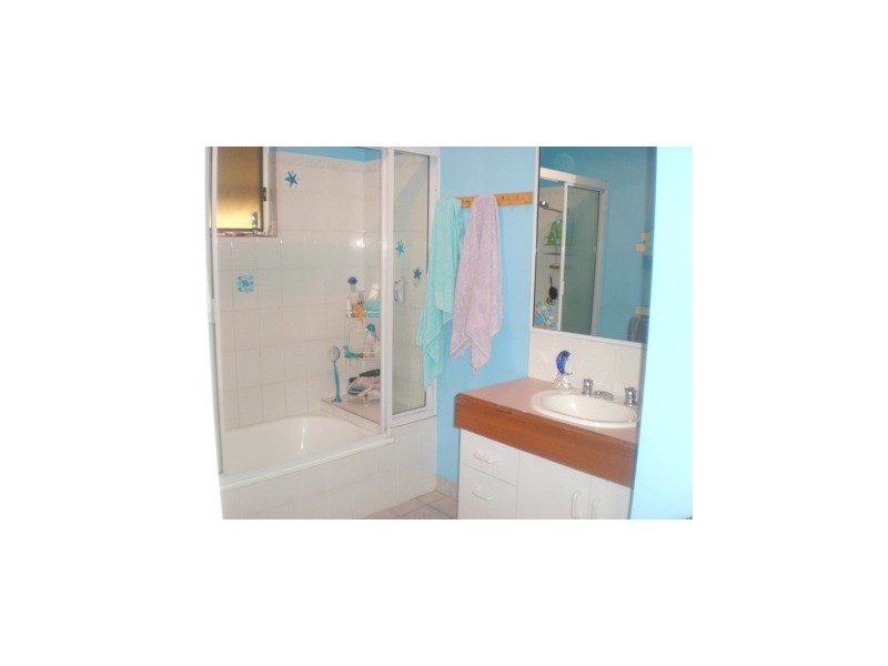 8 Geoffrey Thomas Drive, Bucasia QLD 4750