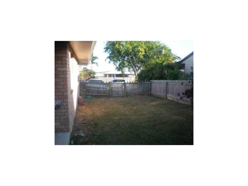 8 Geoffrey Thomas Drive, Bucasia QLD 4750