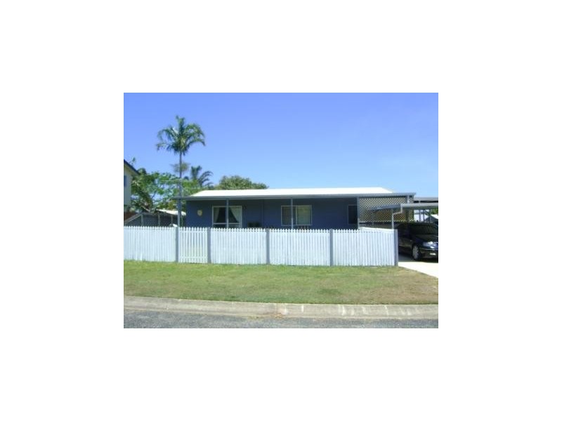 13 Stott Street, Bucasia QLD 4750
