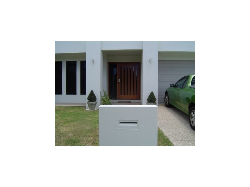 12 Foundation Street, Glenella QLD 4740