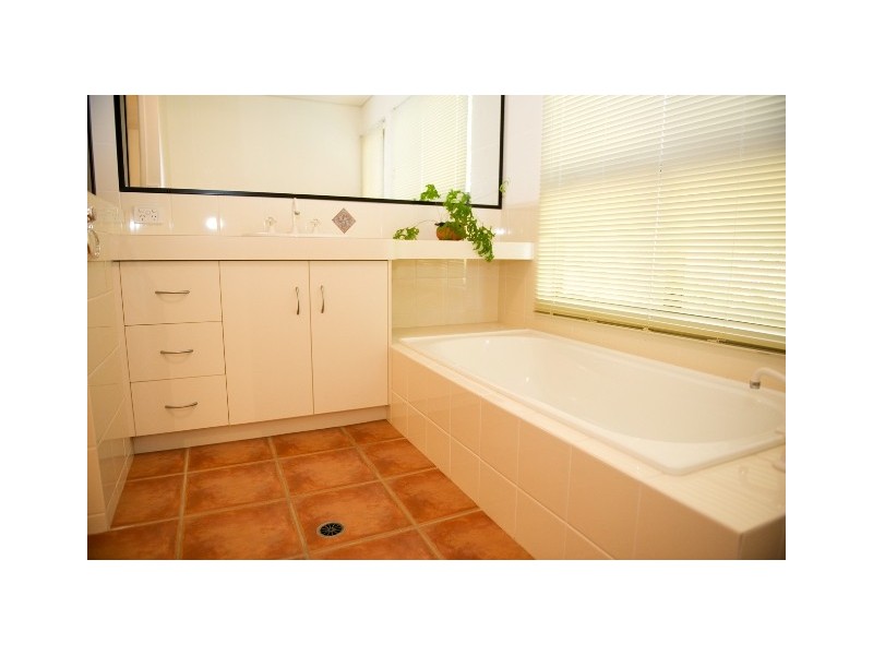 54 Cavanagh Drive, Blacks Beach QLD 4740