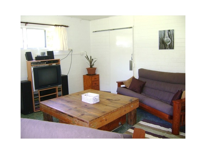 10 Keeleys Road, Slade Point QLD 4740