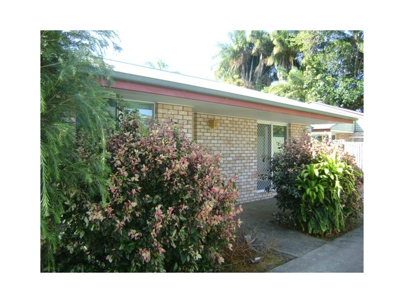 2/6 Taylor Street, West Mackay QLD 4740