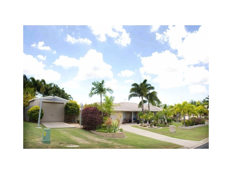 27 McCormack Avenue, Rural View QLD 4740