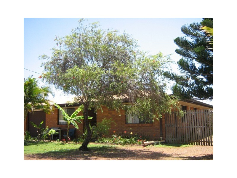 6 Ash Street, Slade Point QLD 4740