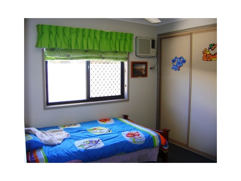 4 Bluewater Court, Bucasia QLD 4750