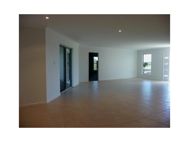 19 Poulsen Drive, Marian QLD 4753