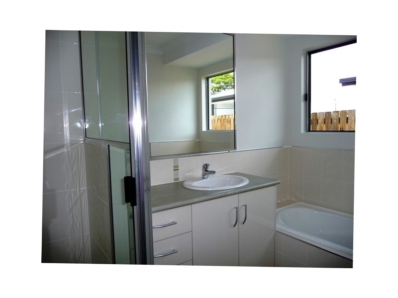 19 Poulsen Drive, Marian QLD 4753