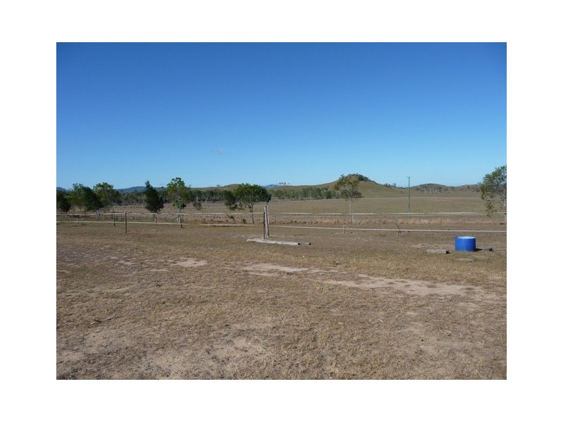 17 Hogans Road, Mirani QLD 4754