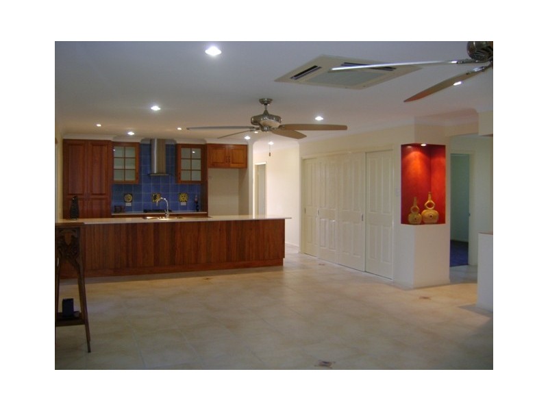 1 Companion Way, Shoal Point QLD 4750