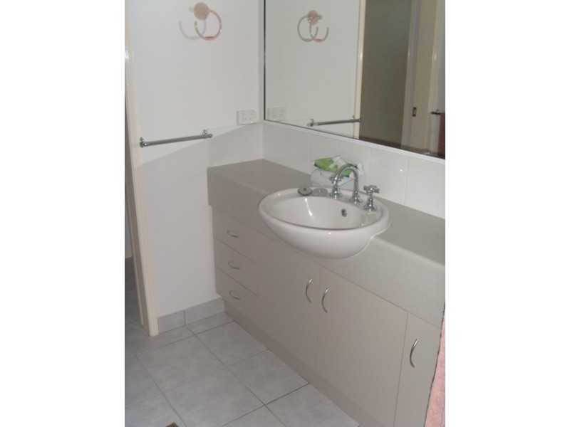 4/19 Perkins Street, North Mackay QLD 4740