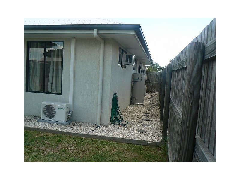 22 Victor Avenue, Glenella QLD 4740