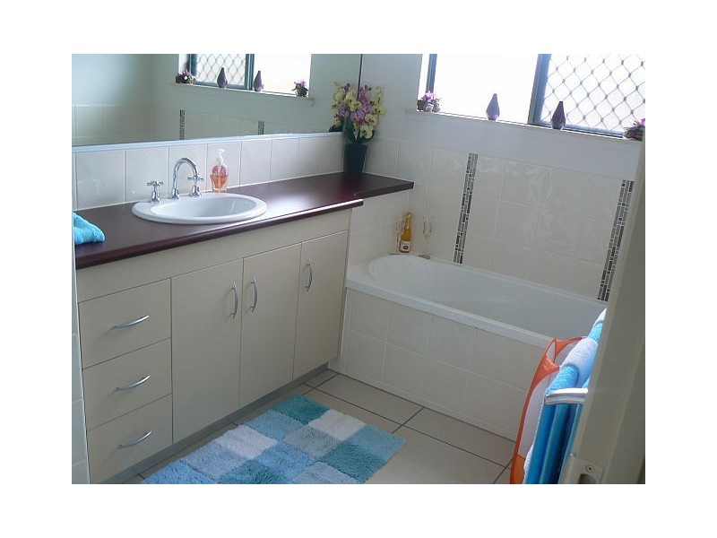 28  Katey Cr Mirani, Mirani QLD 4754