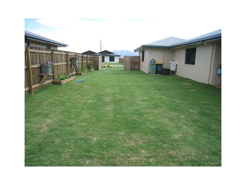 28  Katey Cr Mirani, Mirani QLD 4754