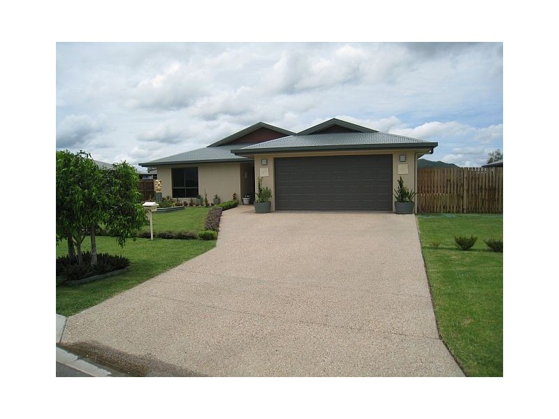 28  Katey Cr Mirani, Mirani QLD 4754