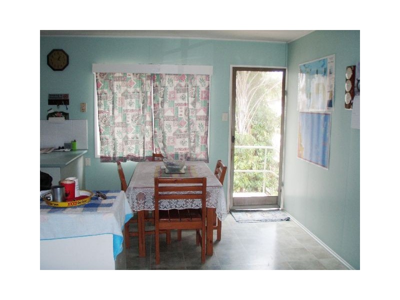 8 Keeleys Road, Slade Point QLD 4740