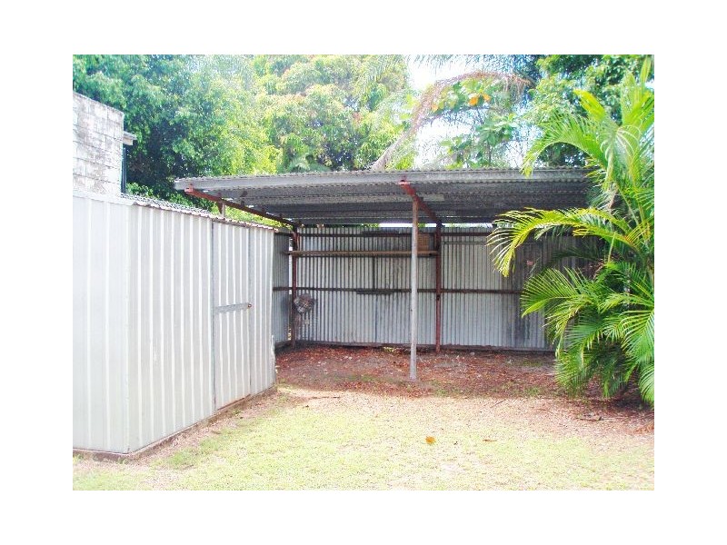 8 Keeleys Road, Slade Point QLD 4740