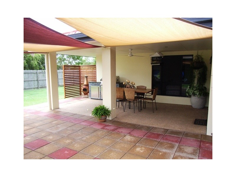 3 Hokins Court, Glenella QLD 4740