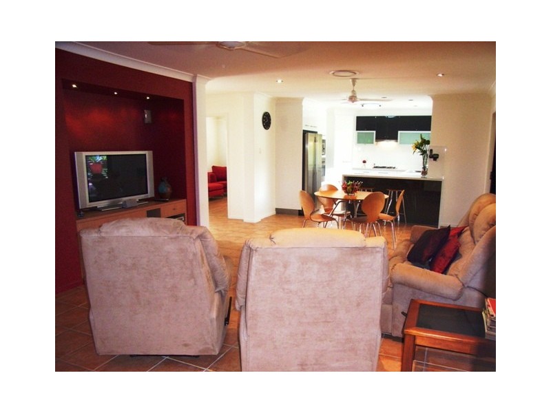 3 Hokins Court, Glenella QLD 4740