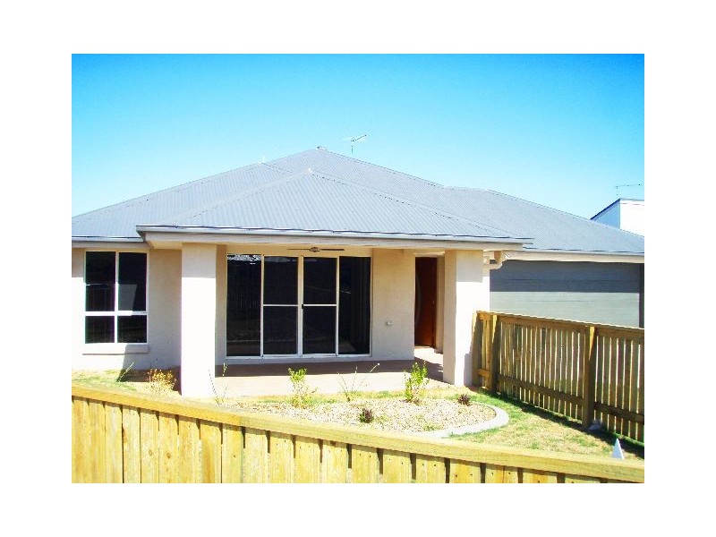 1 / Lot 31 Whitehaven Drive, Blacks Beach QLD 4740