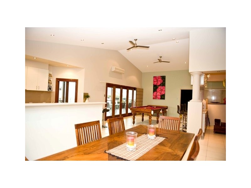 8 Tribute Court, Glenella QLD 4740